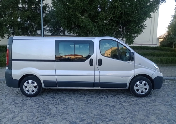 Renault Trafic cena 47999 przebieg: 200000, rok produkcji 2014 z Głubczyce małe 667